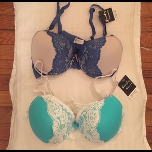 Set of two new with tags Jennifer intimates bras
