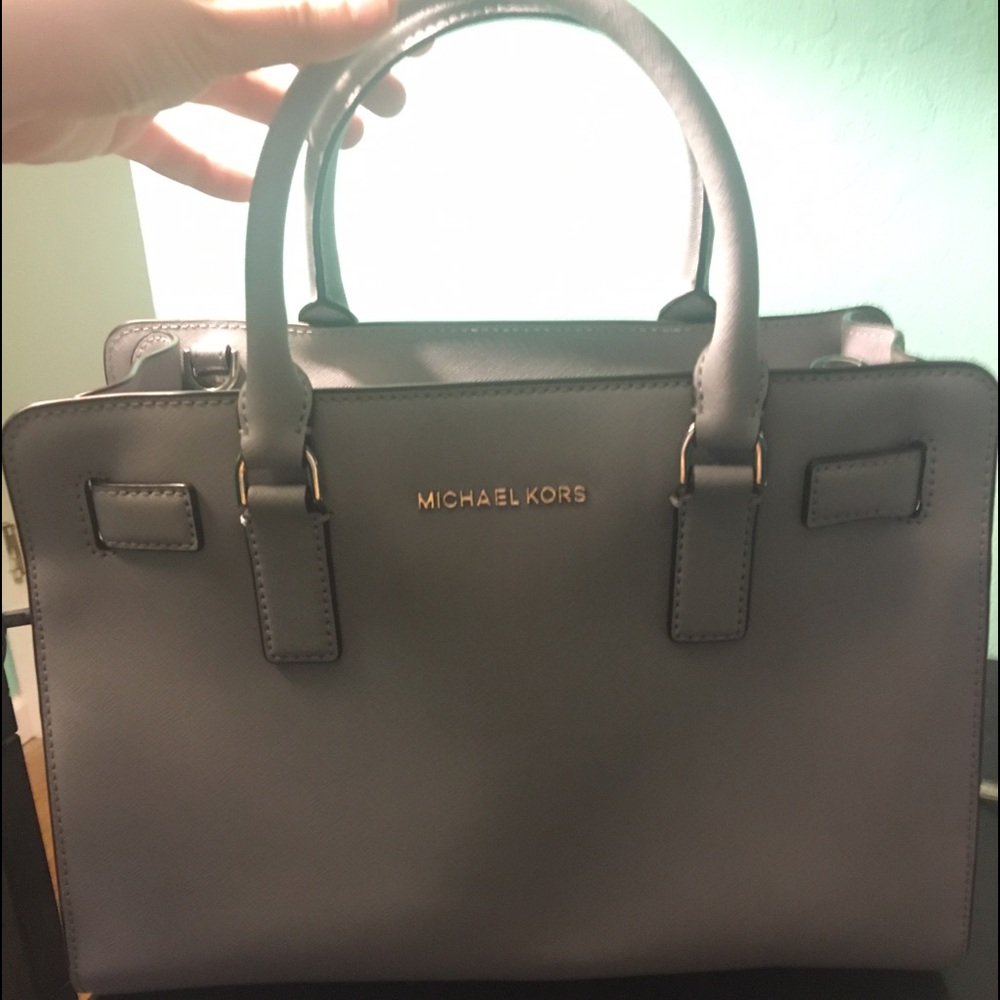 MK grey Selma medium size