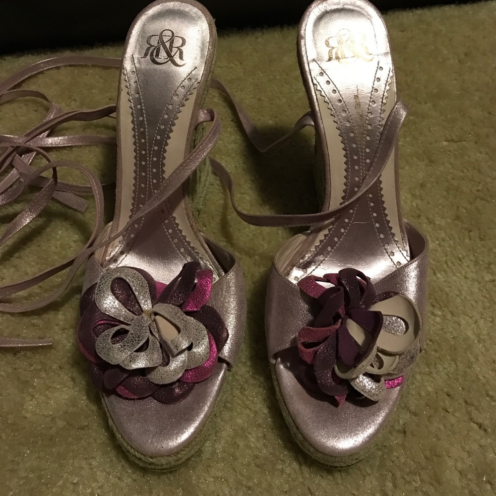 Rock and Republic wedges