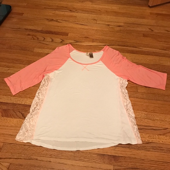 BKE Tops - M BKE 3/4 length sleeve tshirt BKE Tops - M BKE 3/4 length sleeve tshirt
