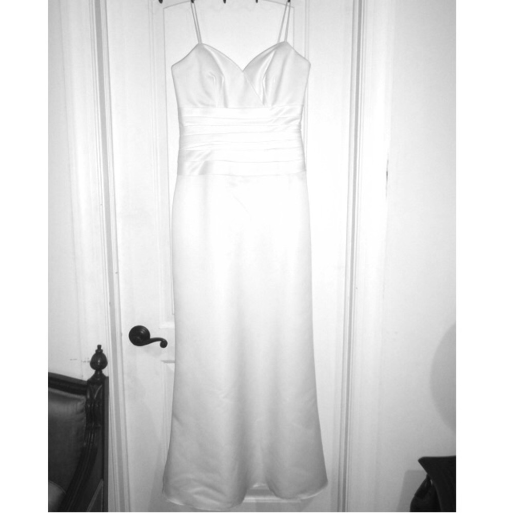 LAST CHANCE!!!! Saison Blanche White Gown