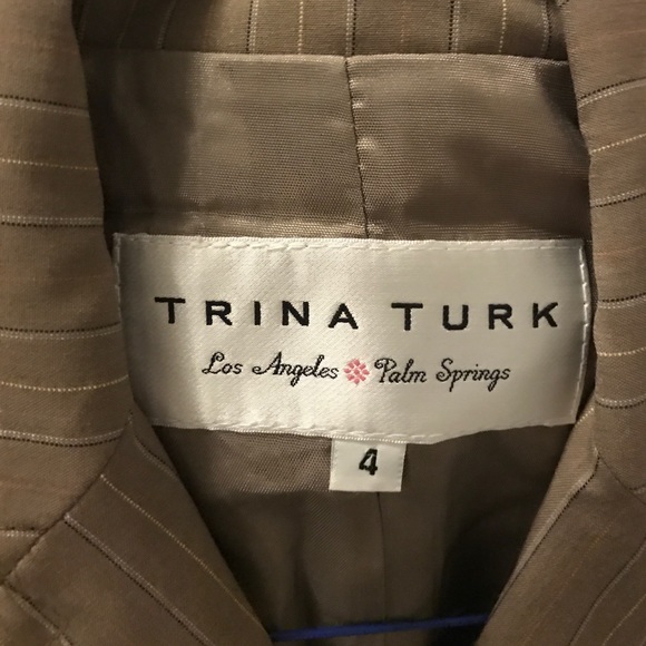 Blazer - Picture 3 of 3