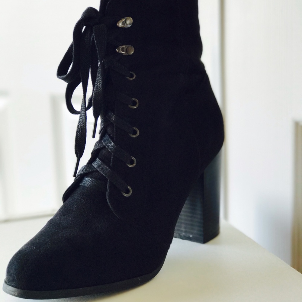 High Rise Ankle Bootie - Picture 2 of 4
