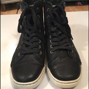 Ugg Black "Blaney" Hi top sneakers