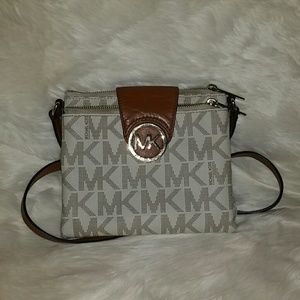 Michael Kors Fulton Crossbody