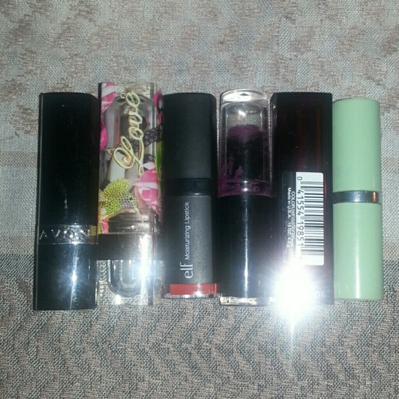 Lippie bundle! - Picture 1 of 2