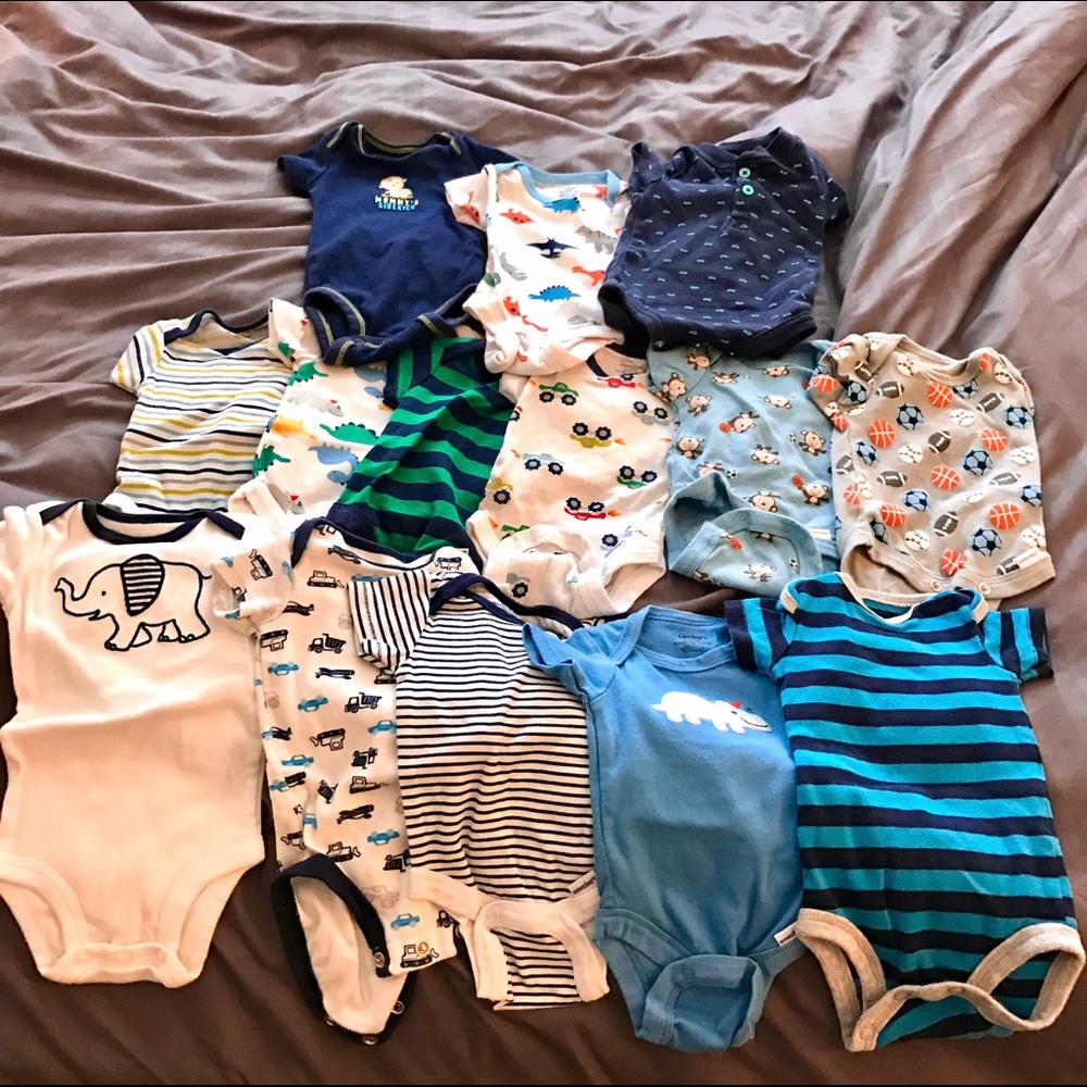 Lot / Bundle 14 ONESIES