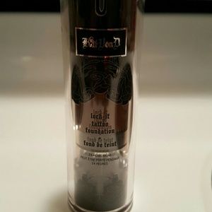 Kat von d lock it tattoo foundation