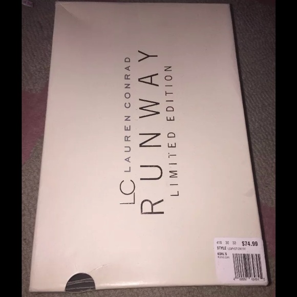 🔴SOLD🔴LC Lauren Conrad nude size 8.5 pumps tie - Picture 3 of 4