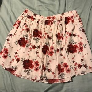 American Eagle floral skirt