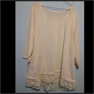 Arizona Jean Lace Quarter Sleeve Blouse