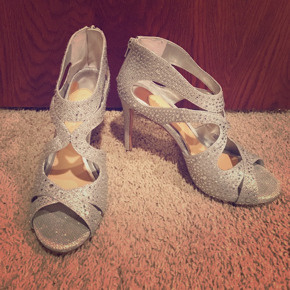 Gianni Bini heels