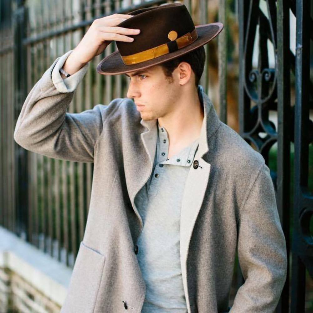 Meet your Posher, Cole