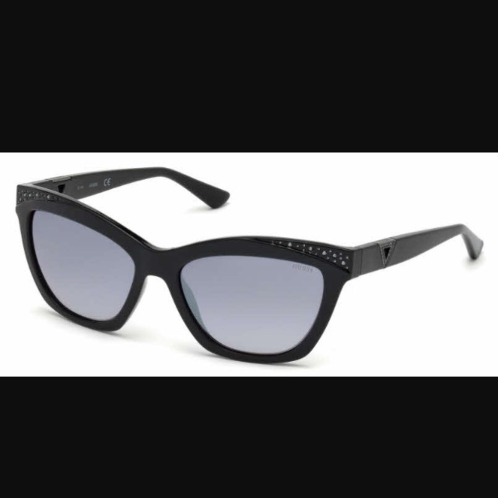 ☀️Guess Cat Eye sunnies! ☀️