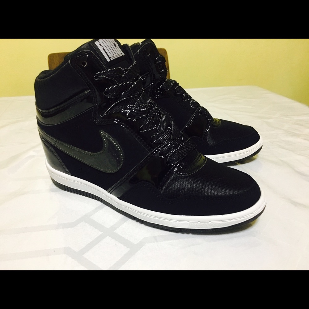 Women's Force Sky Wedge Shoe-Black/Anthracite