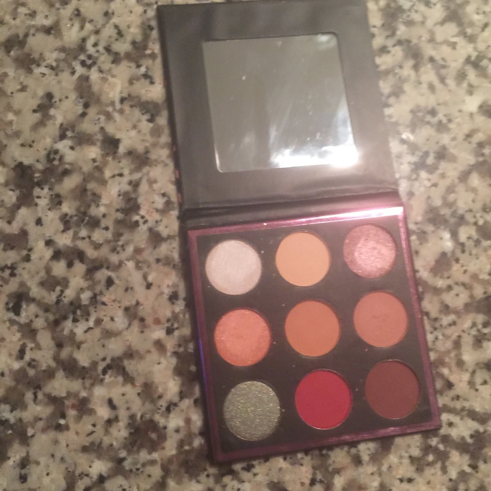 MG Manny MUA Palette