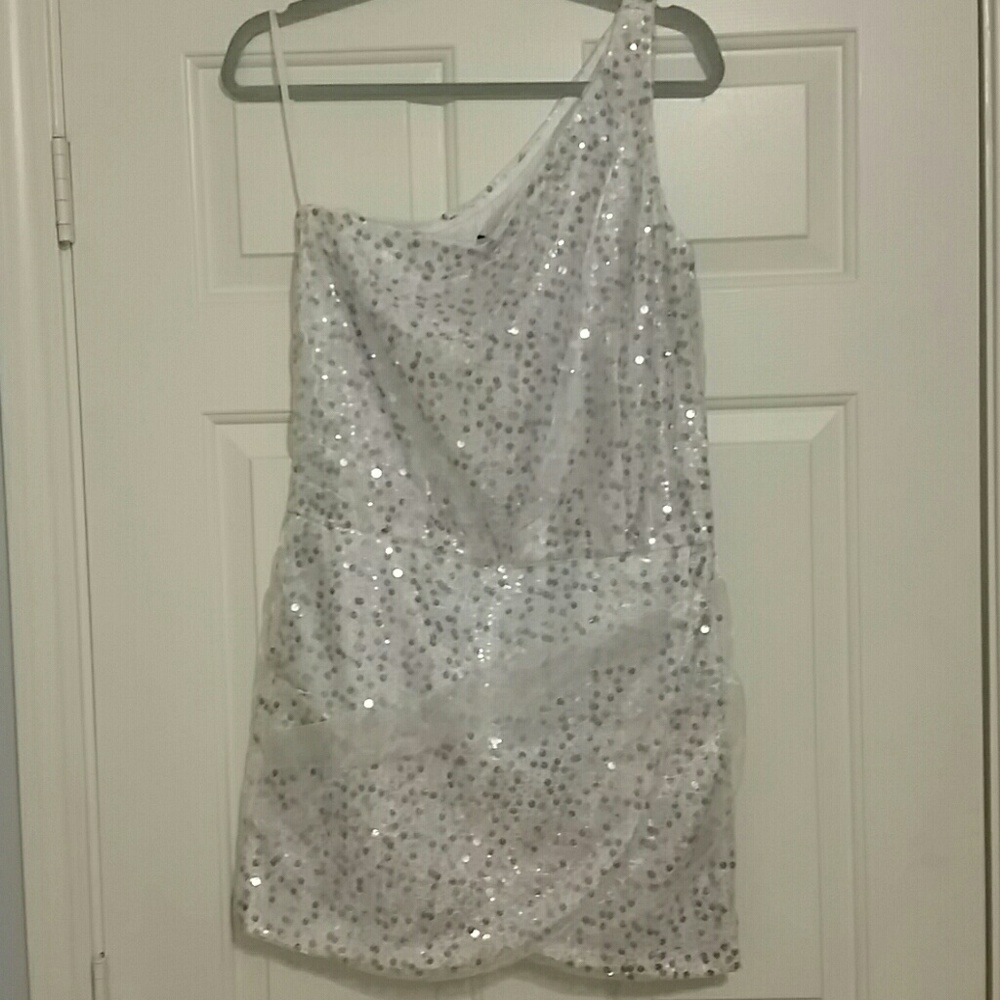 NWT White and silver sequined dress