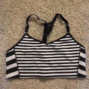 🌈Last chance, moving sale☀️VS Sports Bra