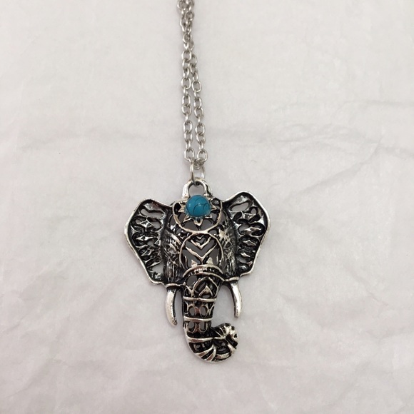 TWO LEFT Elephant Chain Necklace - Picture 2 of 5