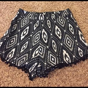 Flowy Pom Pom Shorts