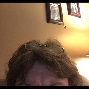 Meet your Posher, Sharon