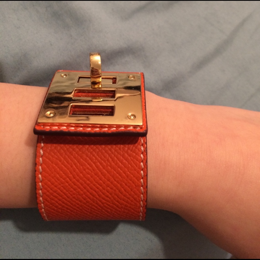 Hermes kelly orange leather gold metal