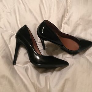 NWOT Black Patent Pump