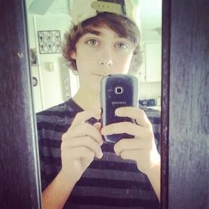 Meet your Posher, Christopher