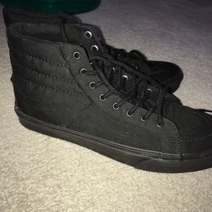 NWOT BLACK HIGHTOP VANS