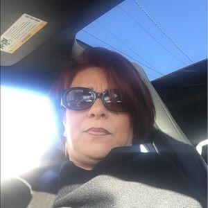 Meet your Posher, Franca