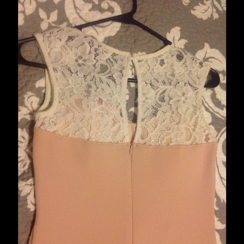 Dress - Picture 3 of 3