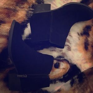 Cute Jessica Simpson Ankle Boots