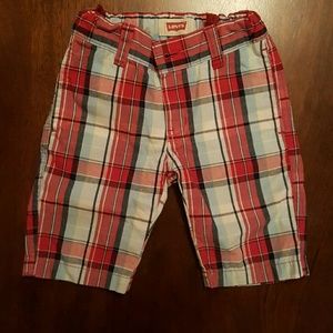 Levi's red plaid shorts size 2t