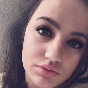 Meet your Posher, Lilliana