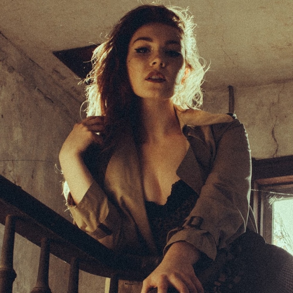 Meet your Posher, Carly