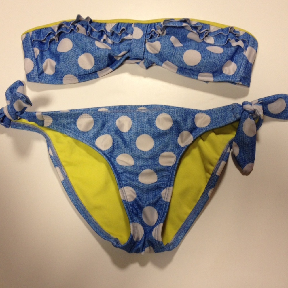 Candie's bikini