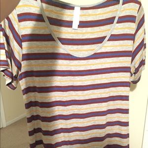 Small Lularoe classic tee striped