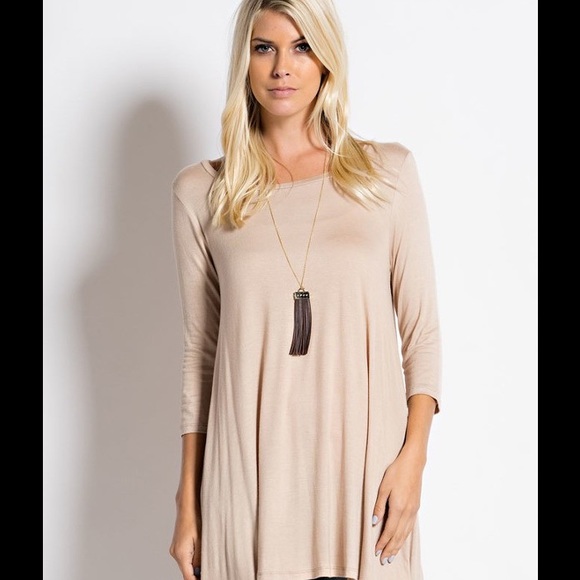 Tops - LAST!☀️5⭐️rated! Totally Taupe Tunic