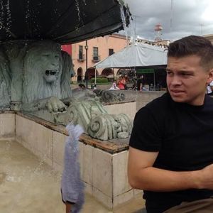 Meet your Posher, Adrian