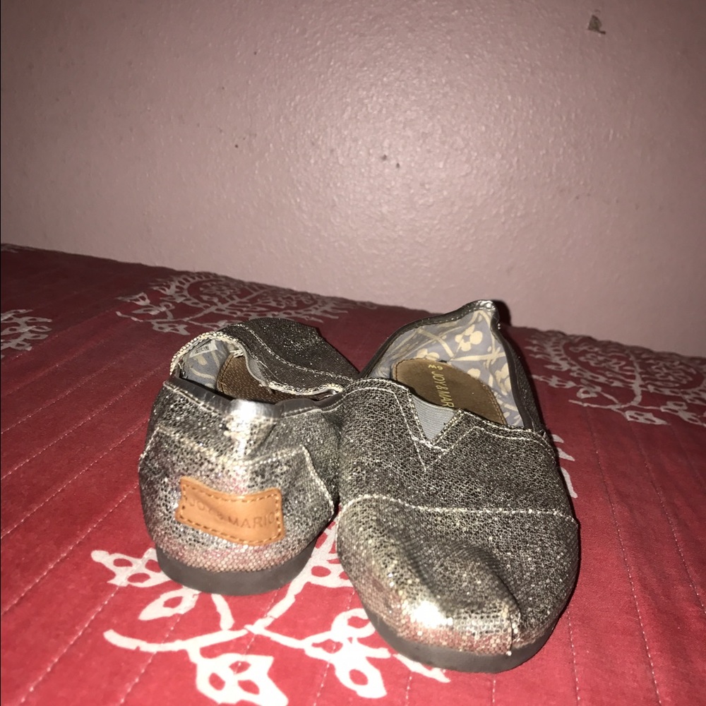 Glitter shoes