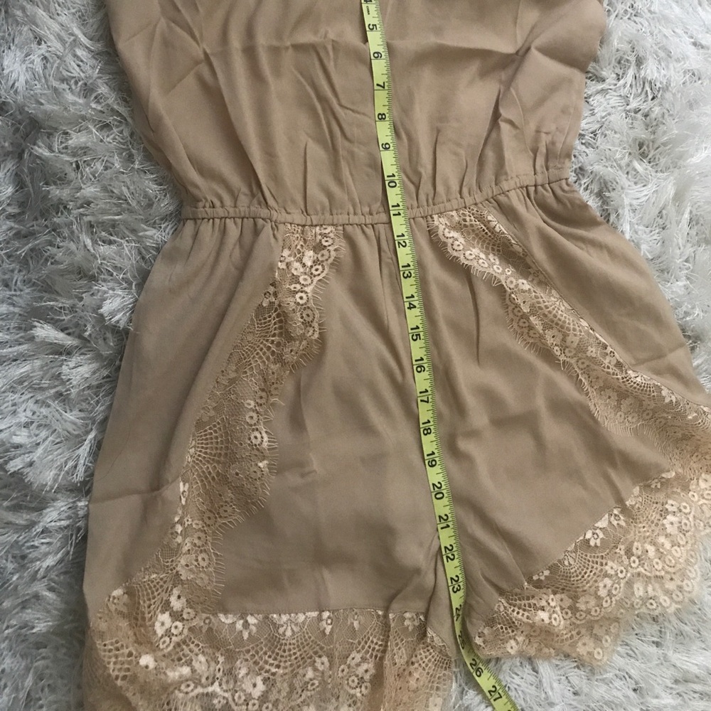 V-Neck Romper Taupe color - Picture 8 of 8