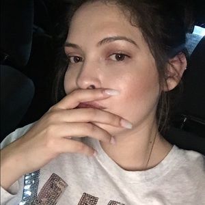 Meet your Posher, Dyana