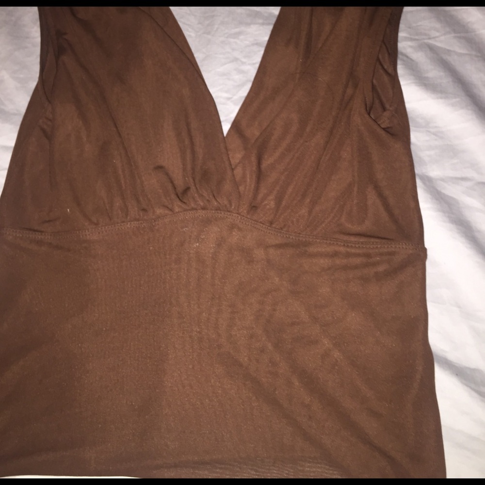 brown v neck blouse - Picture 3 of 5