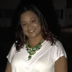 Meet your Posher, Maxine