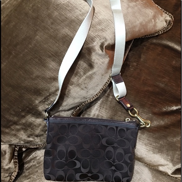 ♦️COACH Crossbody Purse♦️PRICE FIRM - Picture 4 of 6