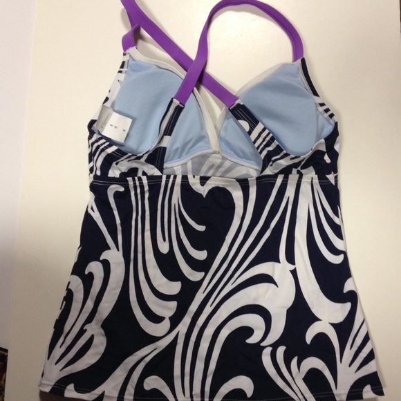 Nike tankini medium - Picture 2 of 3