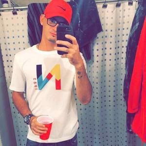 Meet your Posher, Xavier