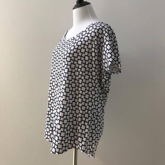 Liz Claiborne top - Picture 2 of 4