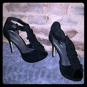 Brand New!! Pierre D Black Pump