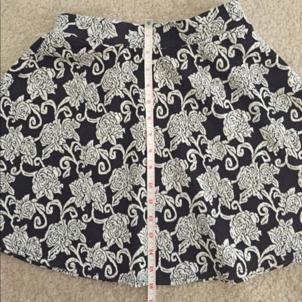5 for $25HPx2 Floral Skater Skirt - Picture 3 of 8